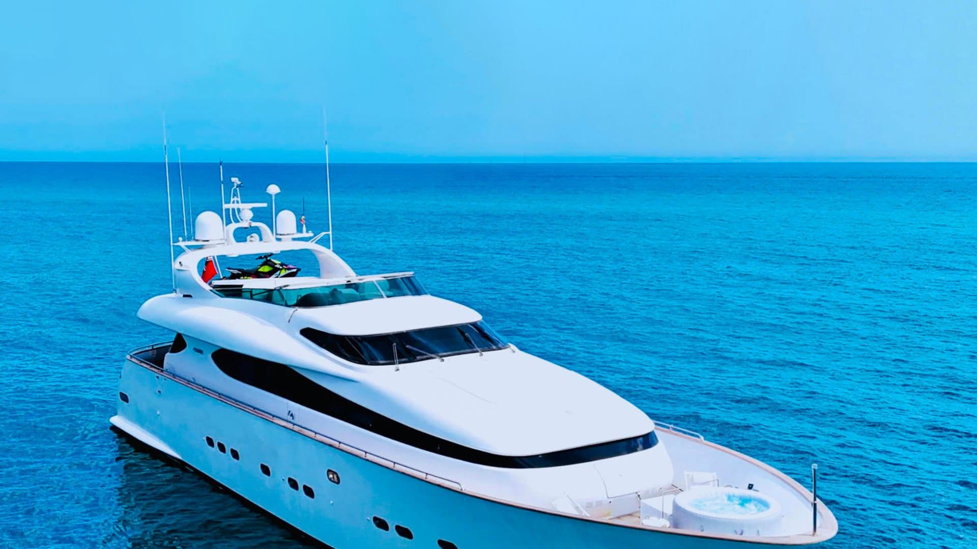 Maiora 26m luxury yacht — photo 1